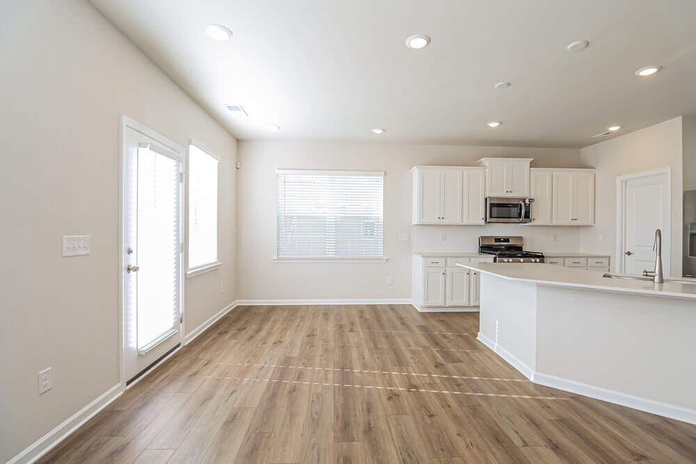 Building Photo - 1613 Swallow Tail Dr