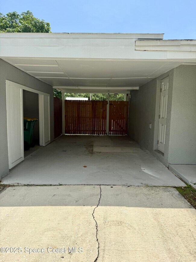 Building Photo - 1285 Wilson St