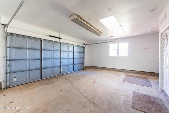 Building Photo - 18 Cardwell Way