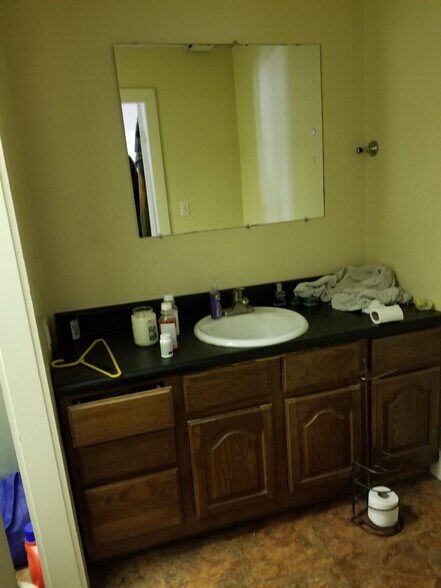 Building Photo - 48 South St