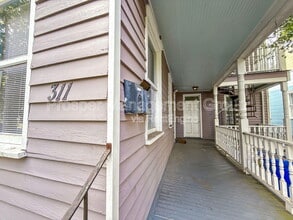 Building Photo - 311 Sumter St