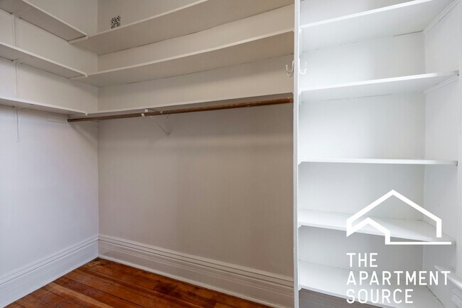 Building Photo - 2059 N Clifton Ave