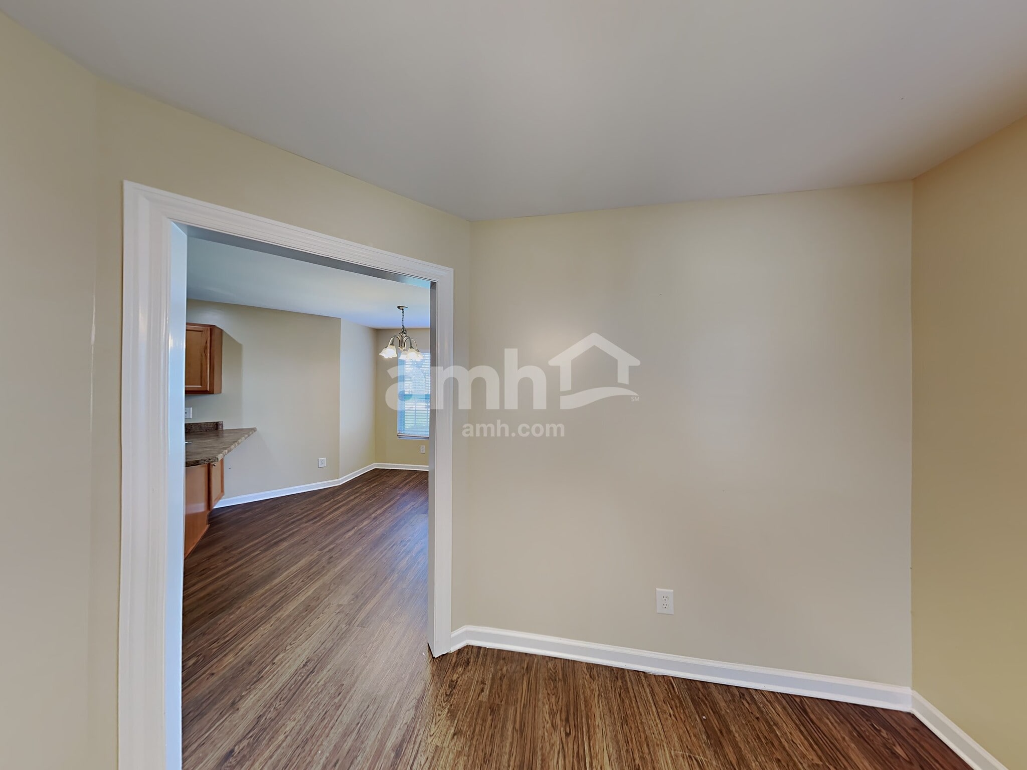 Building Photo - 1628 Antebellum Dr