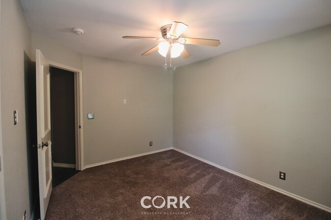 Building Photo - 2808 Stonebrook Rd