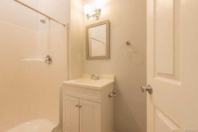 Building Photo - Newly Renovated 4 Bedroom | 4 Bath With Private Parking | Upper and Lower Covered Porches!