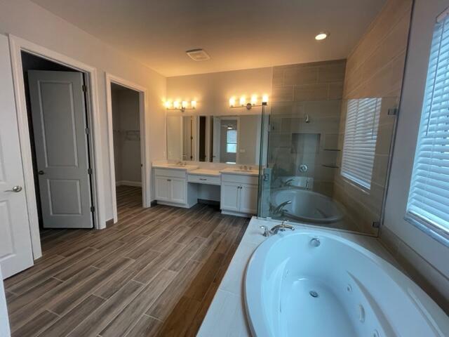 Building Photo - 12420 Nautilus Cir