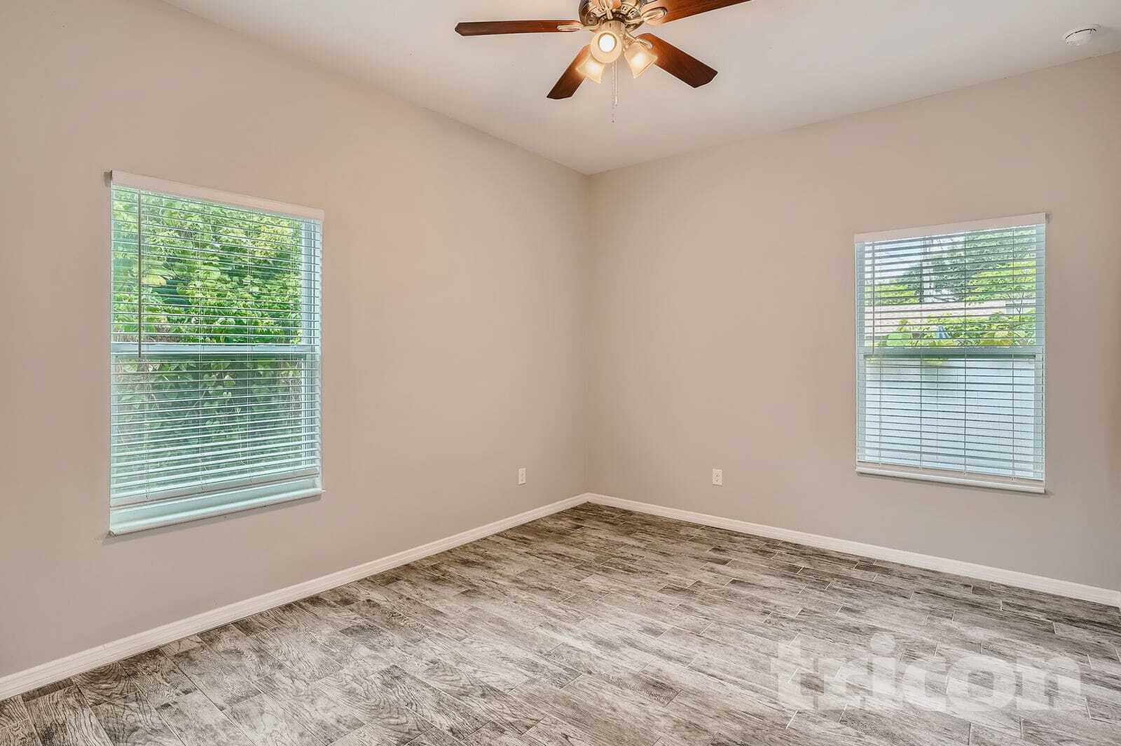 Building Photo - 2704 61st Ave N