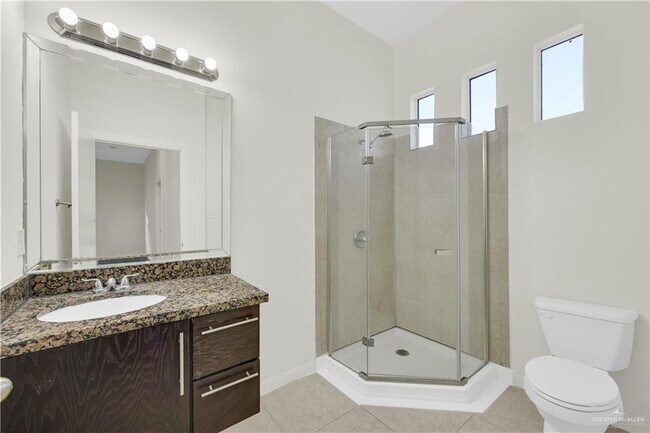 Building Photo - 28 Shalom Dr