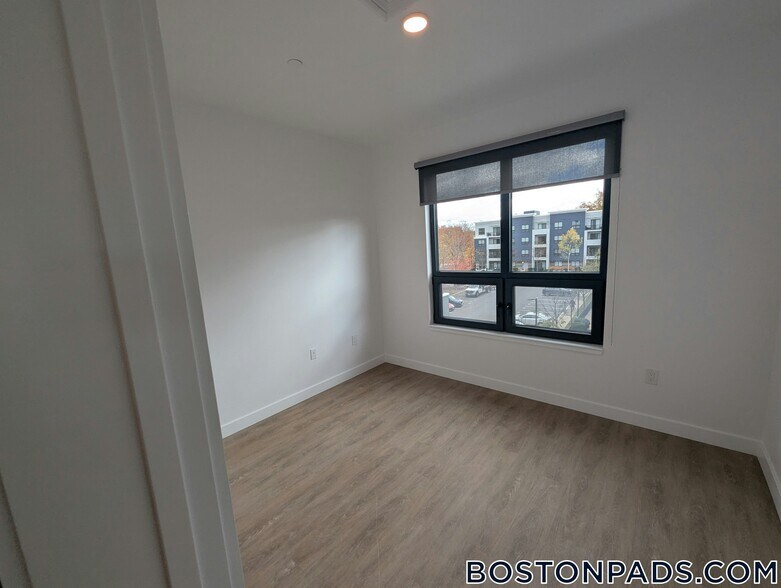 Building Photo - 199 Gardner St