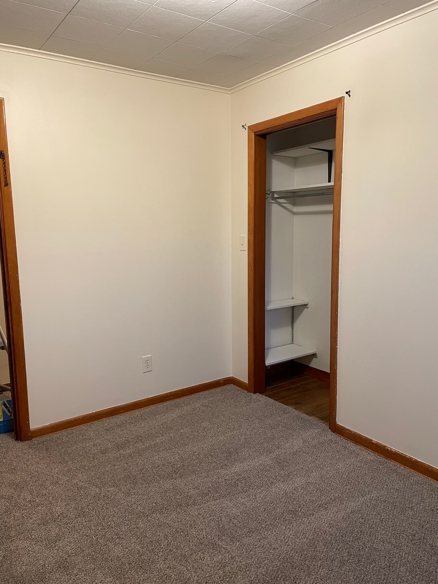 Building Photo - 156 S Chester St