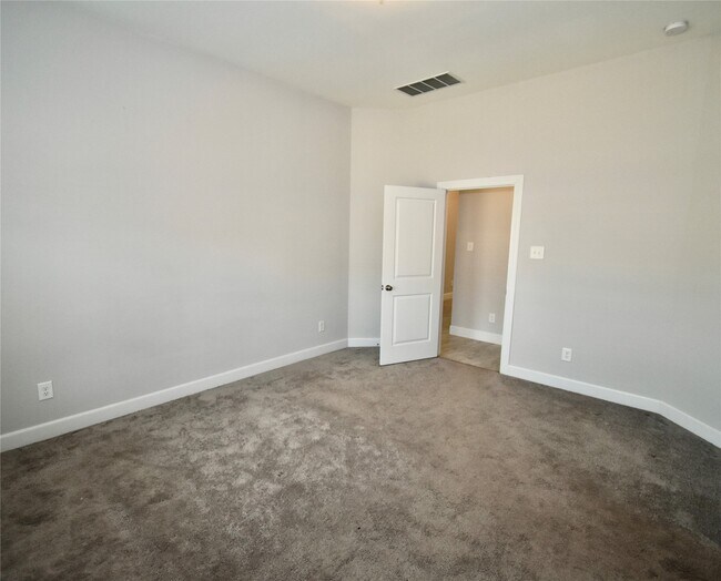 Building Photo - 18226 Willow Edge Dr