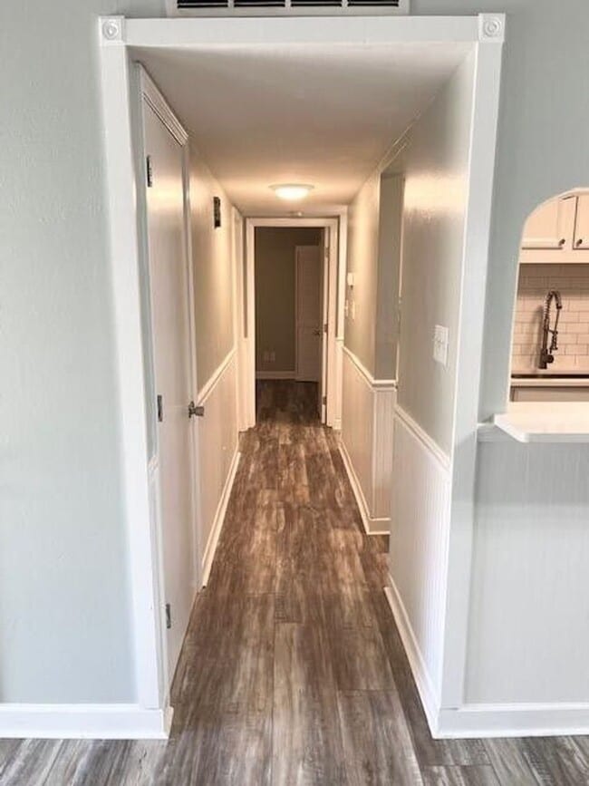 Building Photo - Coastal Charm Meets Resort Living – 2BR/2BA in Gated Seascape Neighborhood