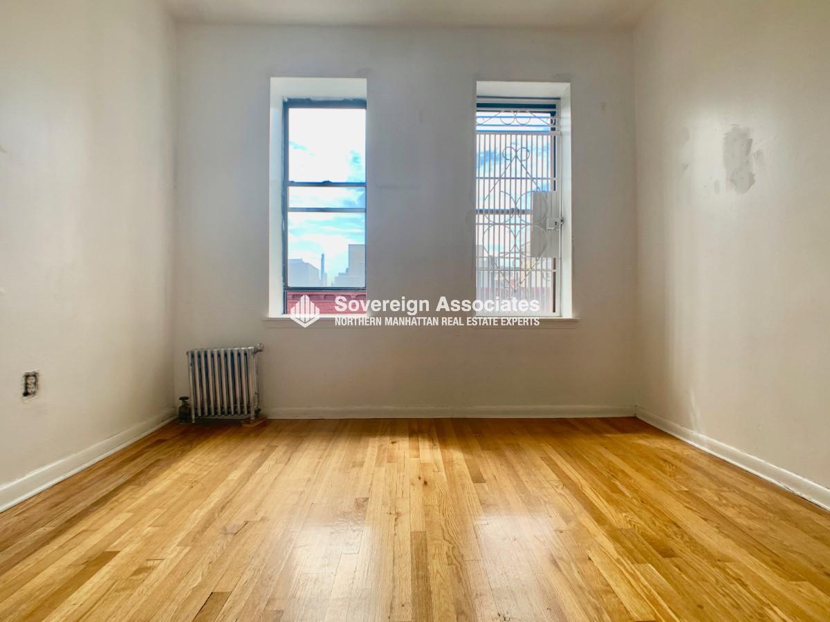 Building Photo - 201 W 105th St