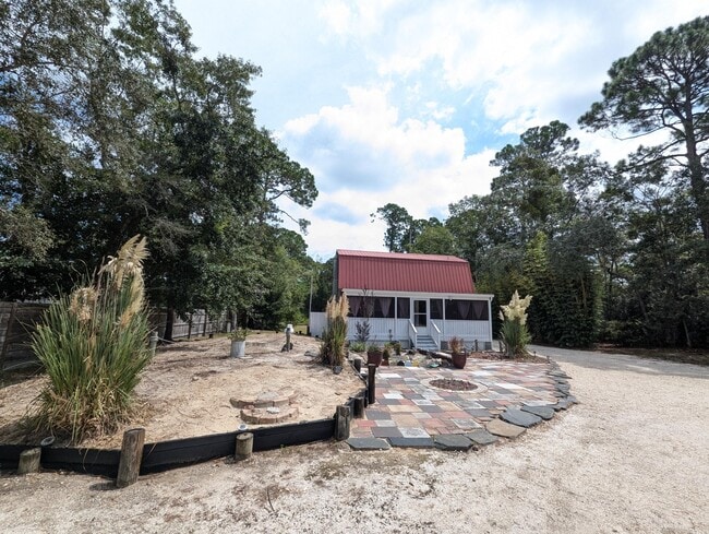 Building Photo - 3348 Lowery Dr