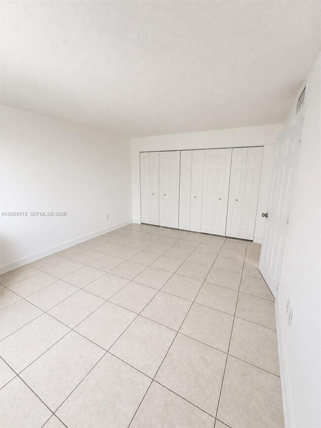 Building Photo - 4450 NW 79th Ave