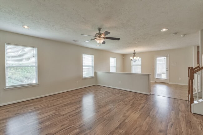Building Photo - 7934 Blue Wahoo Ln
