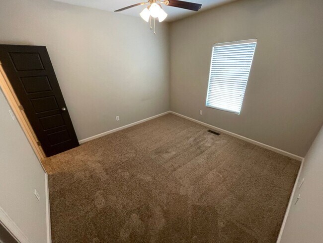 Building Photo - PRE-LEASING FOR AUGUST 2026!