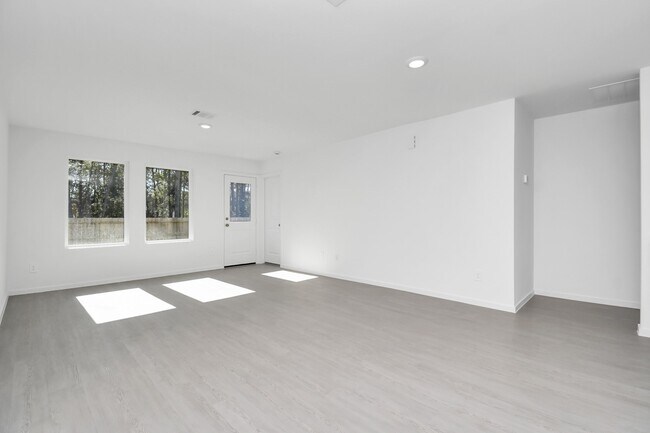 Building Photo - 22760 Hackberry Leaf Dr