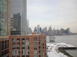 Building Photo - 1 Greene St