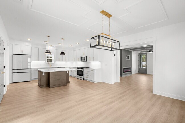 Building Photo - 113 ARBOR RIDGE CIR