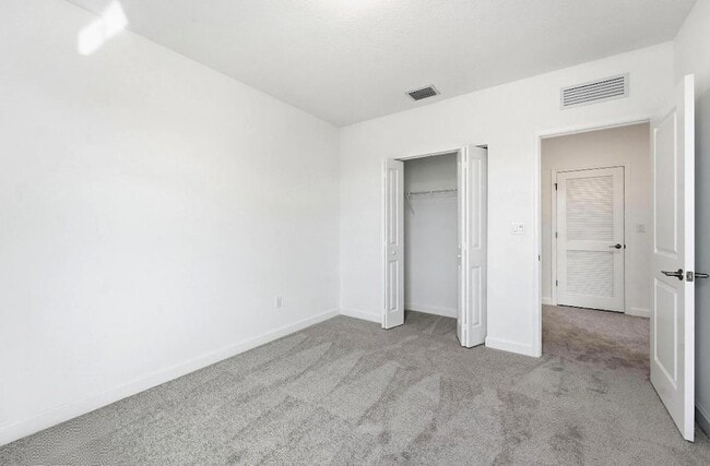 Building Photo - 3474 Cedar Grv Dr