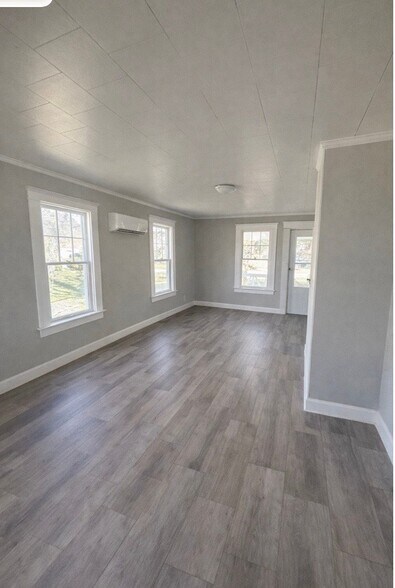 Building Photo - 56 Windmill Point Rd