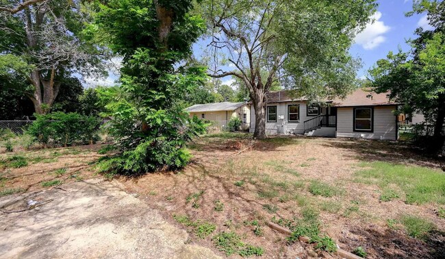 Building Photo - 505 Wright Ave