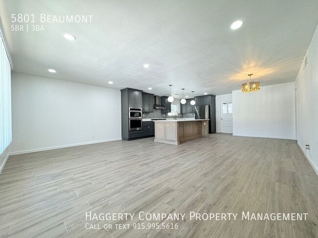 Building Photo - 5801 Beaumont-