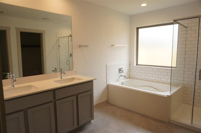 Building Photo - 3966 Canyon Shore Ln