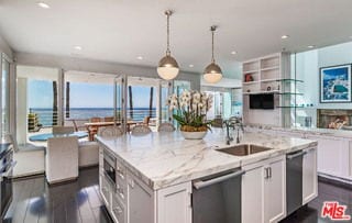Building Photo - 27420 Pacific Coast Highway, Malibu, CA 90265 - 4 BR 5 BA house