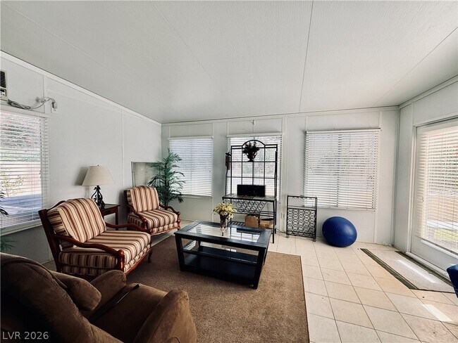 Building Photo - 2429 Tour Edition Dr