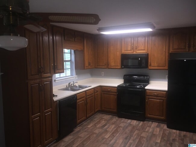 Building Photo - 516516 Windy Ln