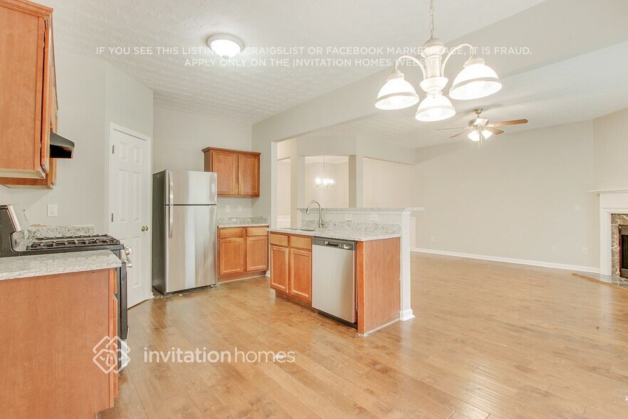 Building Photo - 120 Hydrangea Bend