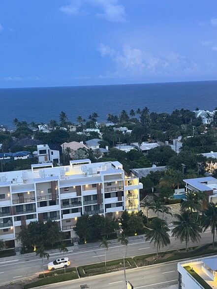 Building Photo - 3031 N Ocean Blvd