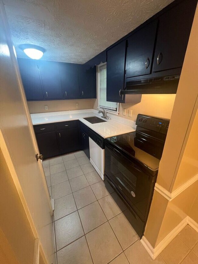Building Photo - !!!WARNING: AVOID SCAMS CONFIRM RENTAL AT ...