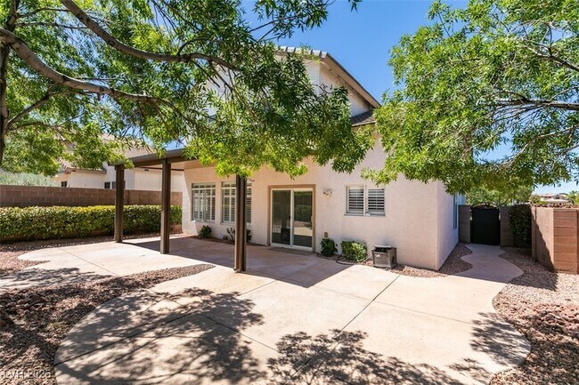 Building Photo - 2452 Silver Blossom Ln