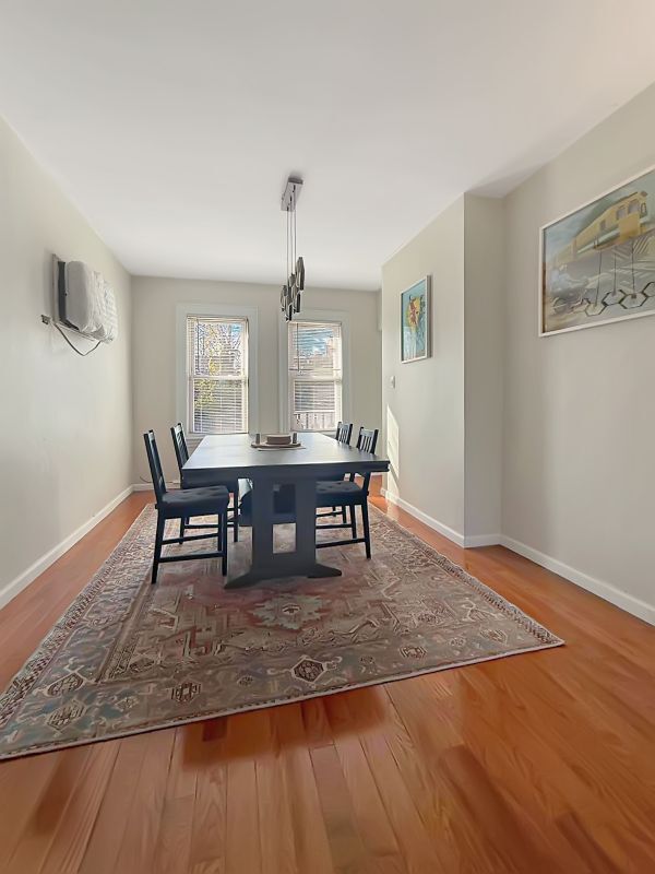 Building Photo - 365 3rd St