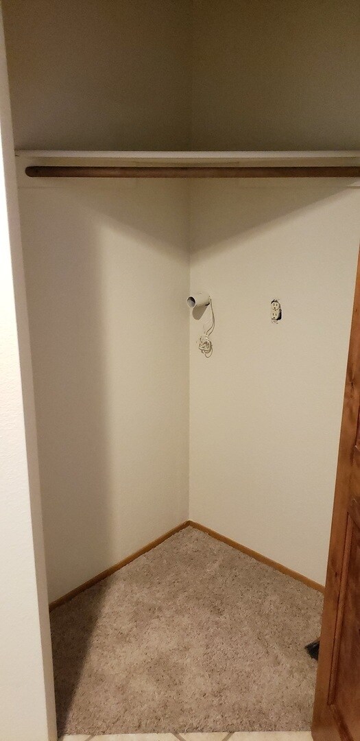 Building Photo - Incredible 2 bedroom Condominium with Rive...