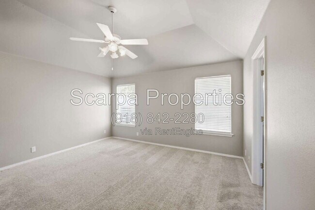 Building Photo - 9311 E 95th Pl