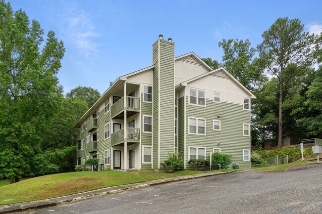 Building Photo - Stewart's Creek