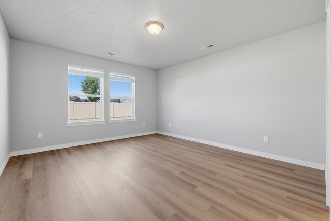 Building Photo - 3391 S Rosa Parks Wy