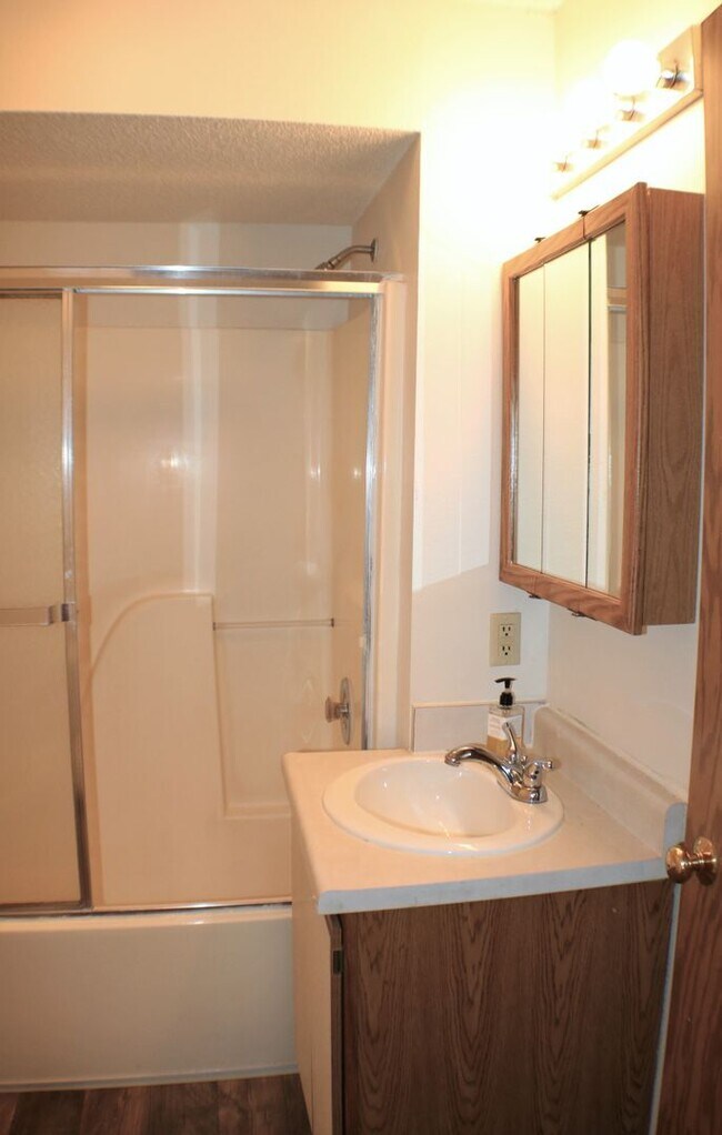 Building Photo - $1,075 | 2 Bedroom, 1 Bathroom 1st Floor Condo | Pet Friendly!* | Available for July 27th, 2026 M...