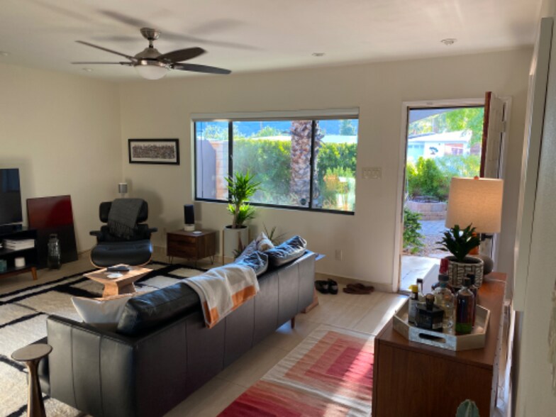 Building Photo - 666 N Plaza Amigo