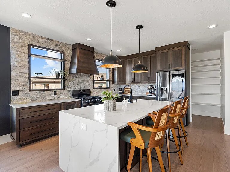 Building Photo - 1173 N 50 E