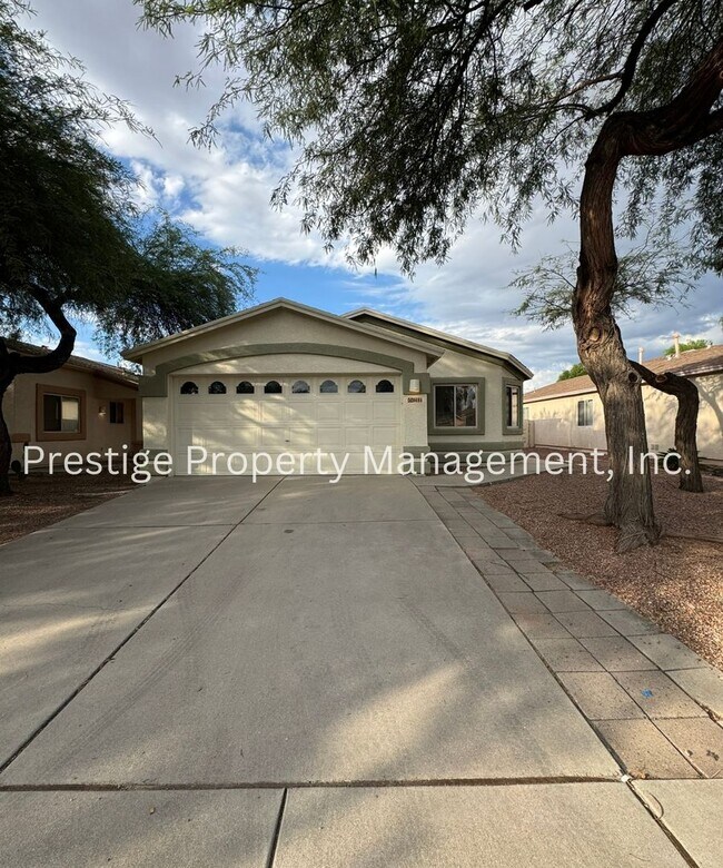 Primary Photo - Charming All Tile 4/2 Rita Ranch Home