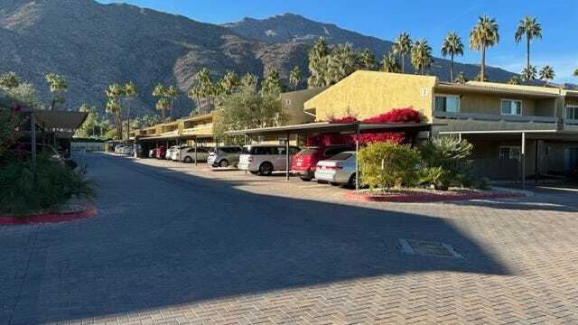 Building Photo - 1900 S Palm Canyon Dr