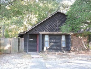 Building Photo - 3145 Cedarwood Village Ln