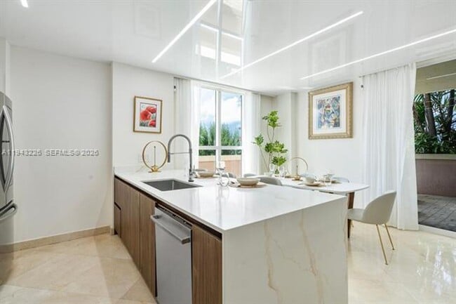 Building Photo - 17555 Atlantic Blvd