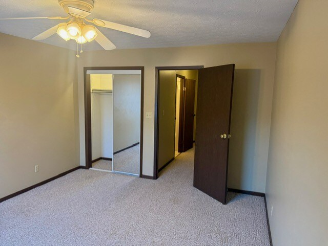 Building Photo - 1616 Spring Valley Dr