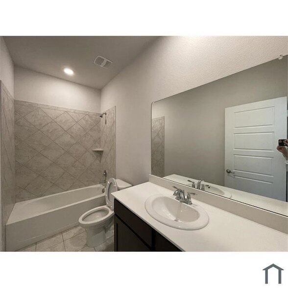 Building Photo - 2304 Pyrite Dr